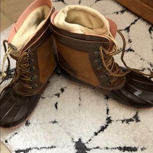 Waterproof duck boots